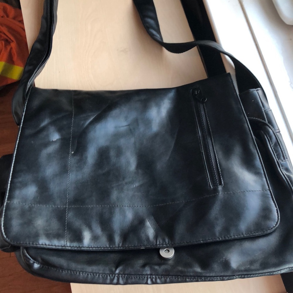 Ladies leather purse